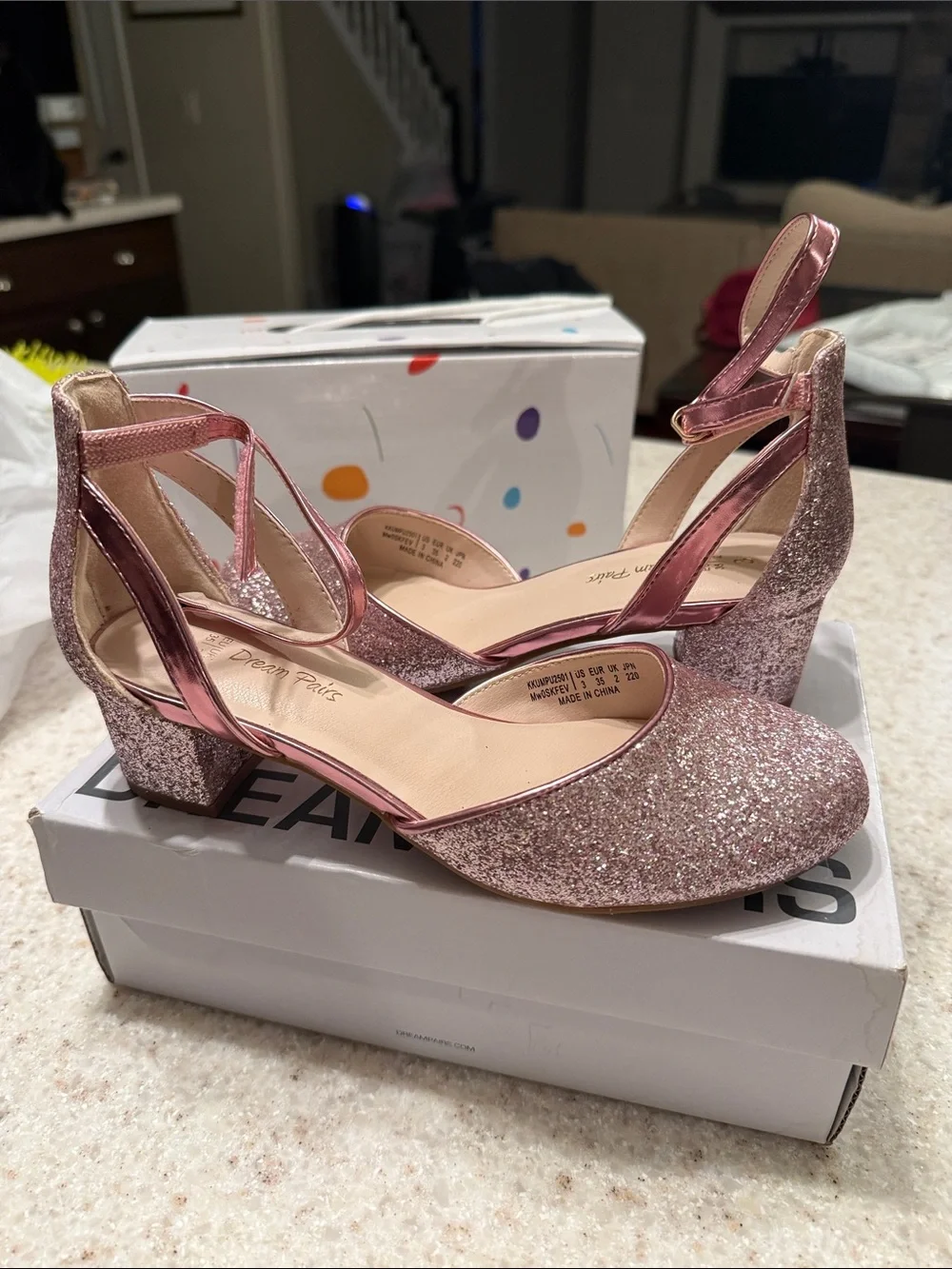 Girls Dream Pairs Rose Pink Glitter Ankle Strap Block Heels Size 3